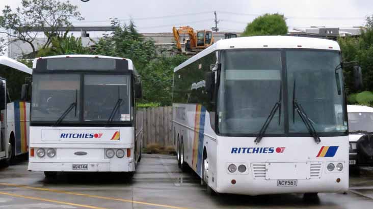 Ritchies Nissan Diesel NZ Intrepid Kiwi 621 & 349